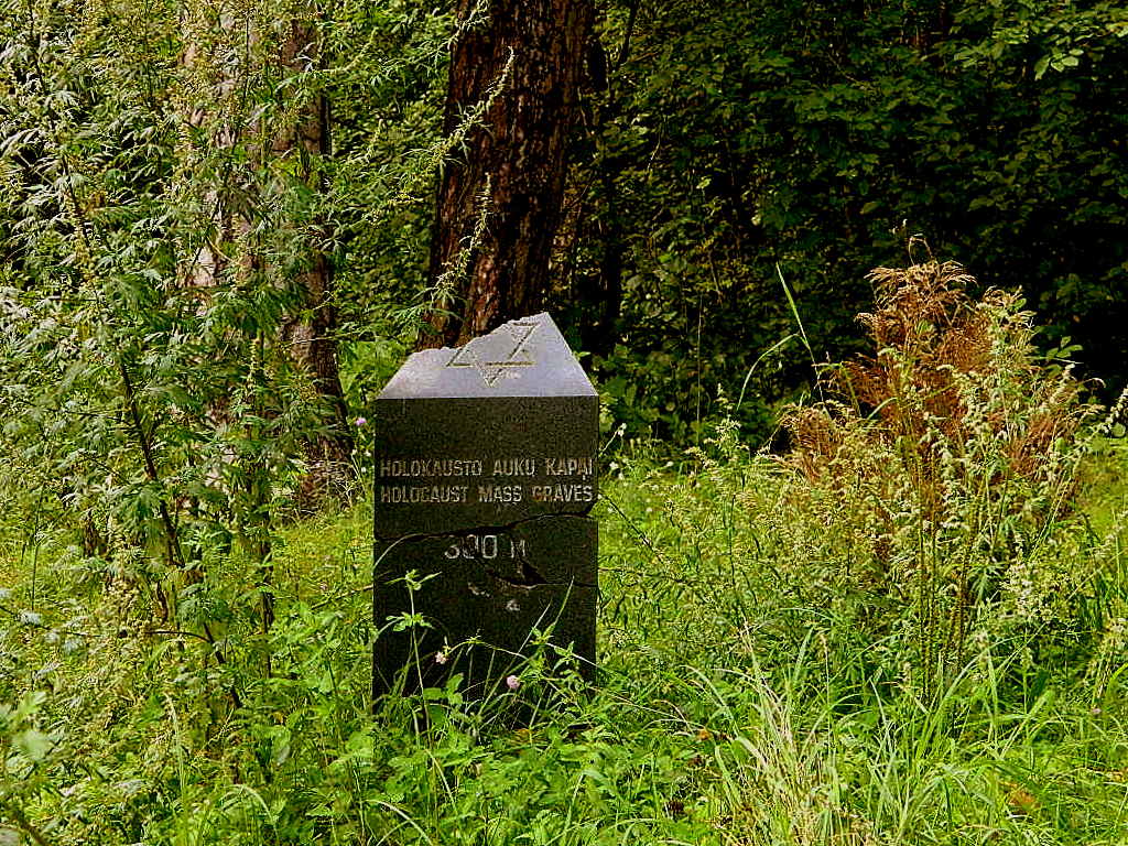 Holocaust mass graves Lithuania
