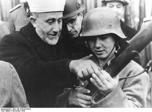 Amin al Husseini instructing Bosnian Waffen-SS volunteers
