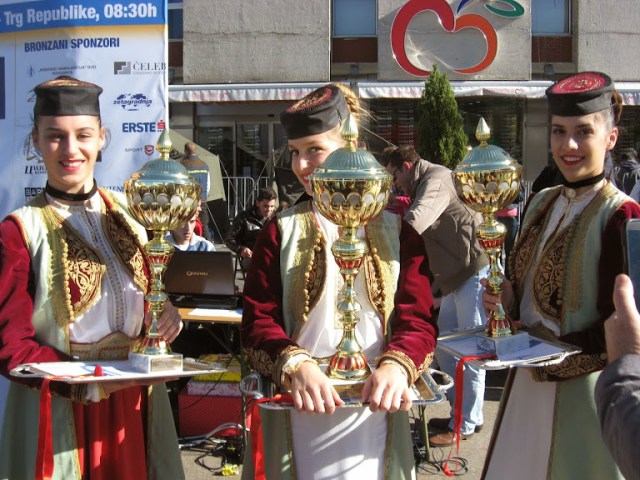 Da ich nicht gewann, kam ich leider mit keiner der Damen ins Gespräch.
