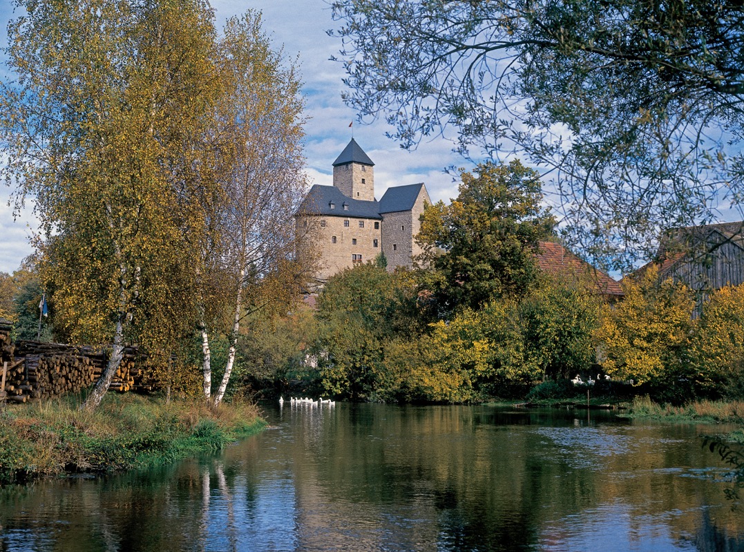 Falkenberg 1 aus Buch.jpeg