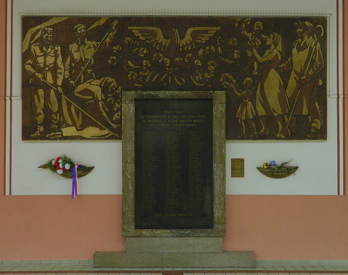 Mural Eisenbahner.JPG