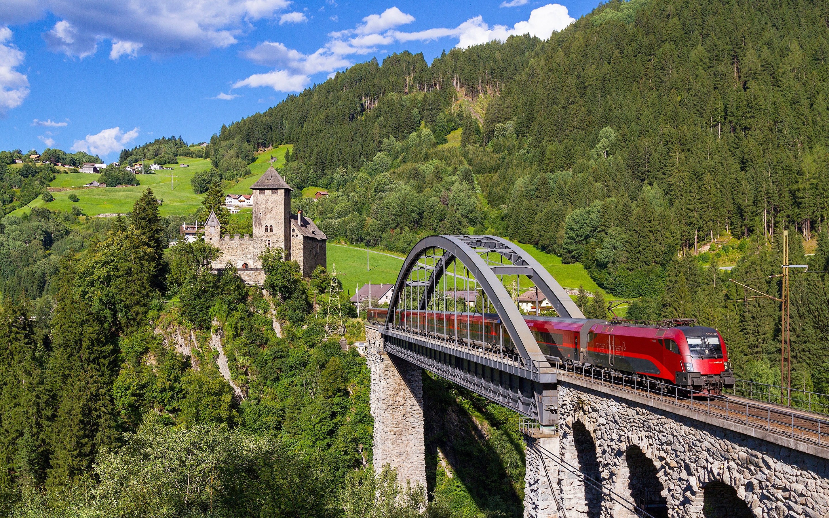 trains_bridges_austria_529617_2880x1800