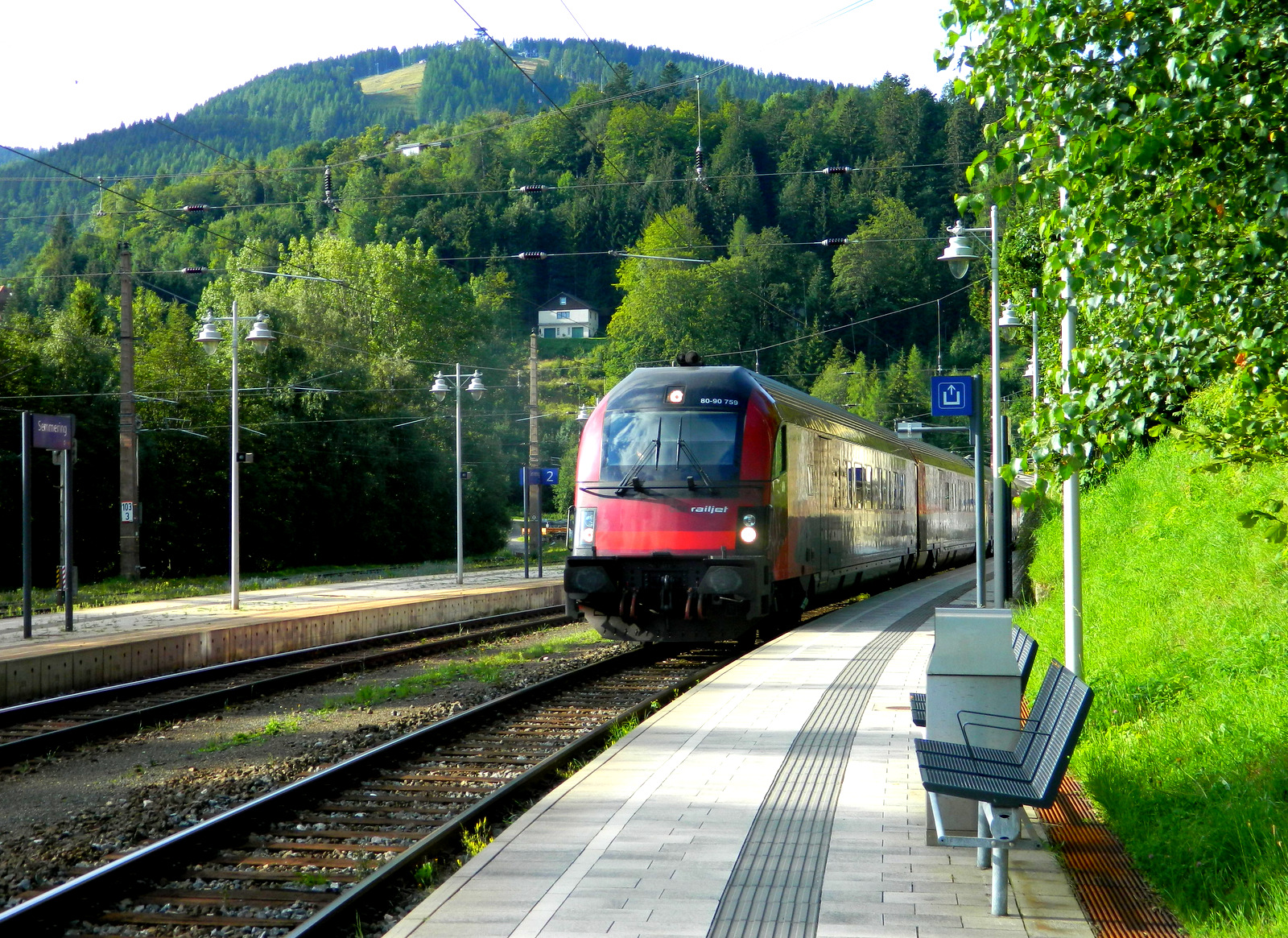 Zug in Semmering.JPG