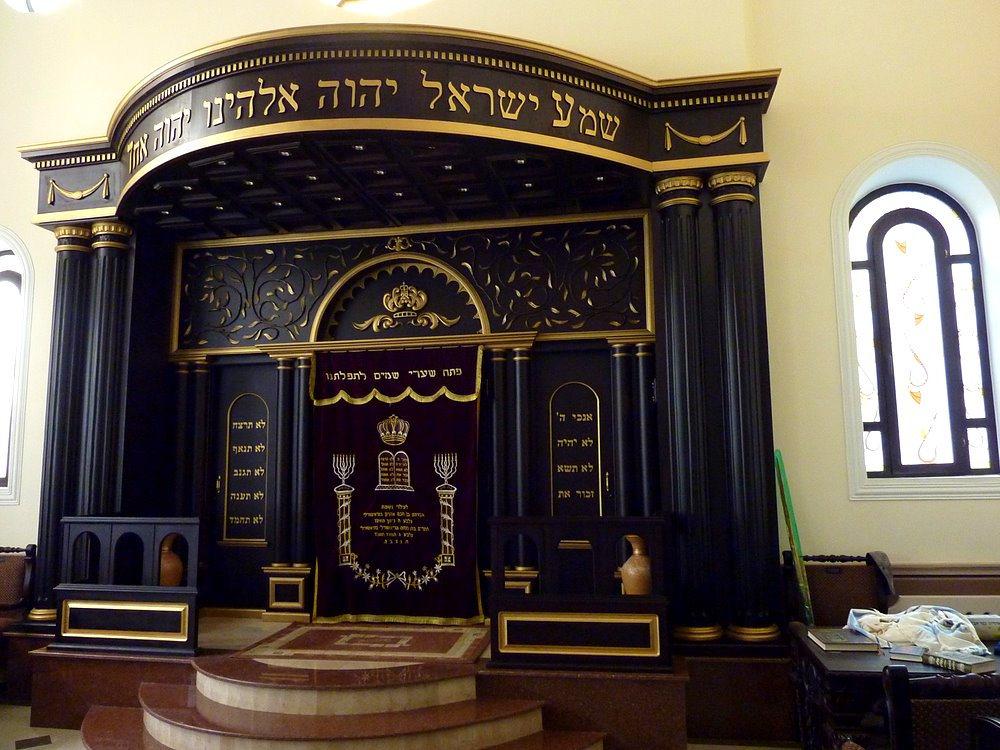 5339542523_a8f7d17f68_b