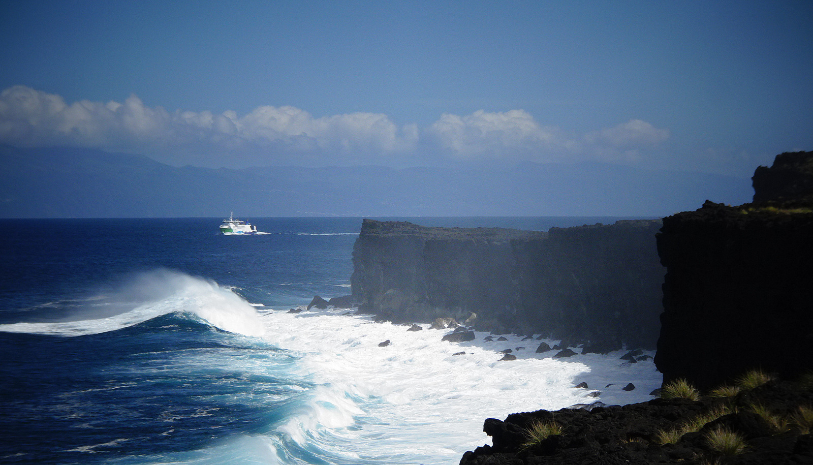 Klippen Wellen Fähre