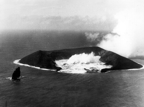 Capelinhos eruption 1