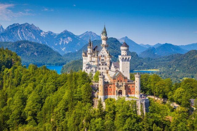 header-schloss-neuschwanstein-kopie